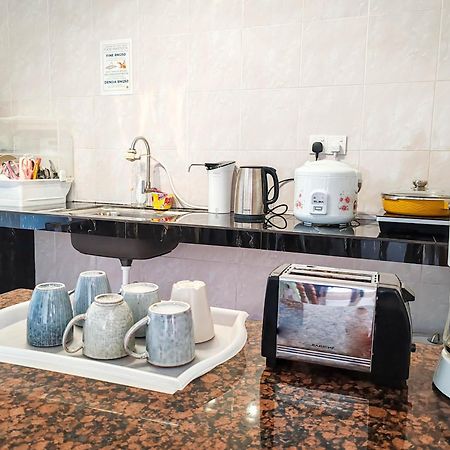 'Newly Refurbished' 'Sunny Seaview' At Regency With 2 Carpark By Shine Stay ポートディクソン エクステリア 写真