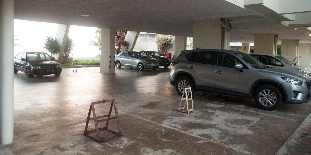 'Newly Refurbished' 'Sunny Seaview' At Regency With 2 Carpark By Shine Stay ポートディクソン エクステリア 写真